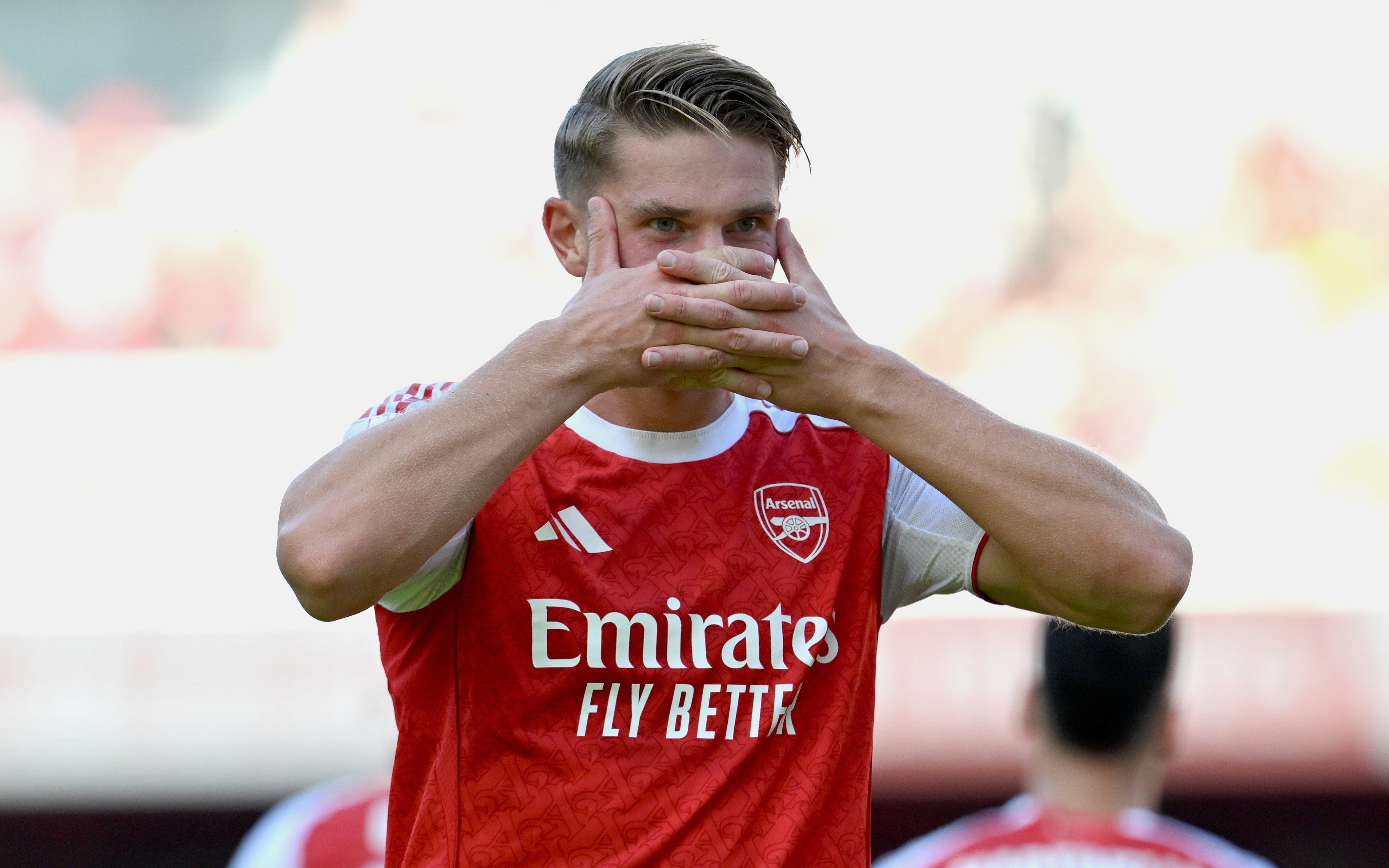 爱游戏-窗口期体能课后，利物浦防线松动备战NBA常规赛，态度坚定，更衣室氛围转暖